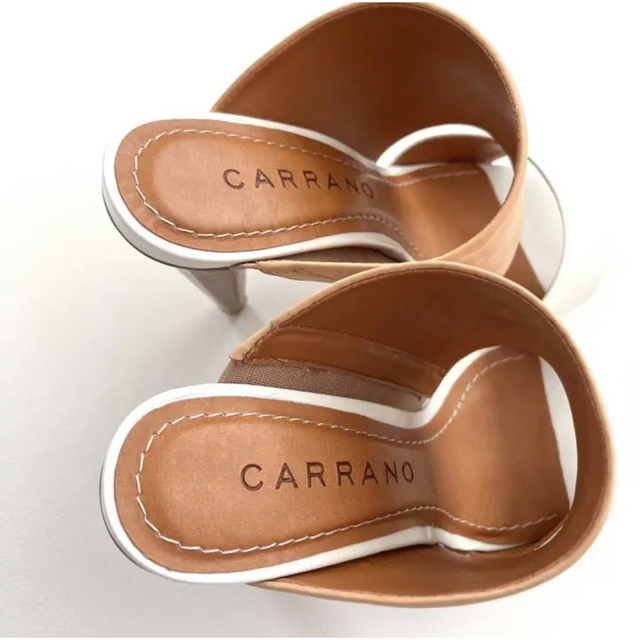CARRANO(カラーノ)の新品✨CARRANO ミュール サンダル ヒール プラットフォーム ベージュ 白 レディースの靴/シューズ(ミュール)の商品写真