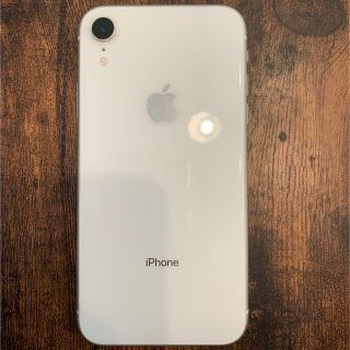 アイフォーン(iPhone)のiPhoneXR apple スマートフォン本体　ホワイト　64G(スマートフォン本体)