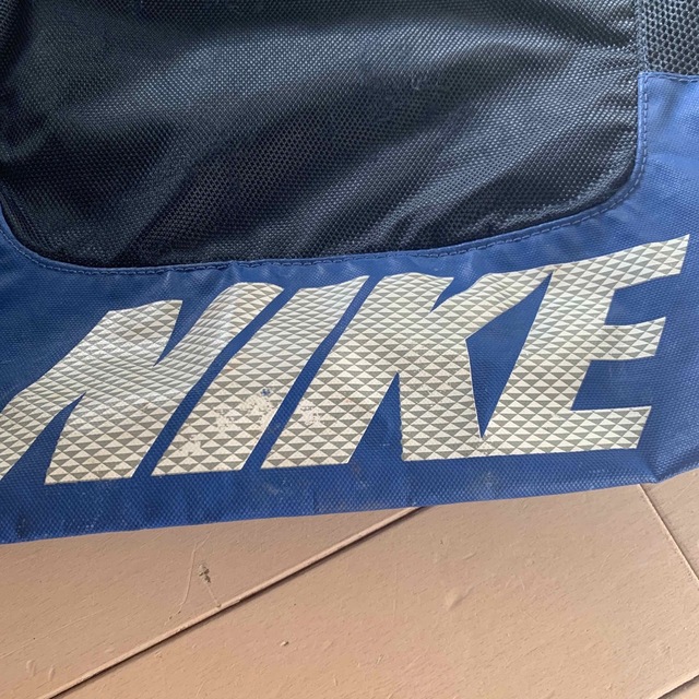 NIKE(ナイキ)のNIKE ナップサック キッズ/ベビー/マタニティのこども用バッグ(リュックサック)の商品写真