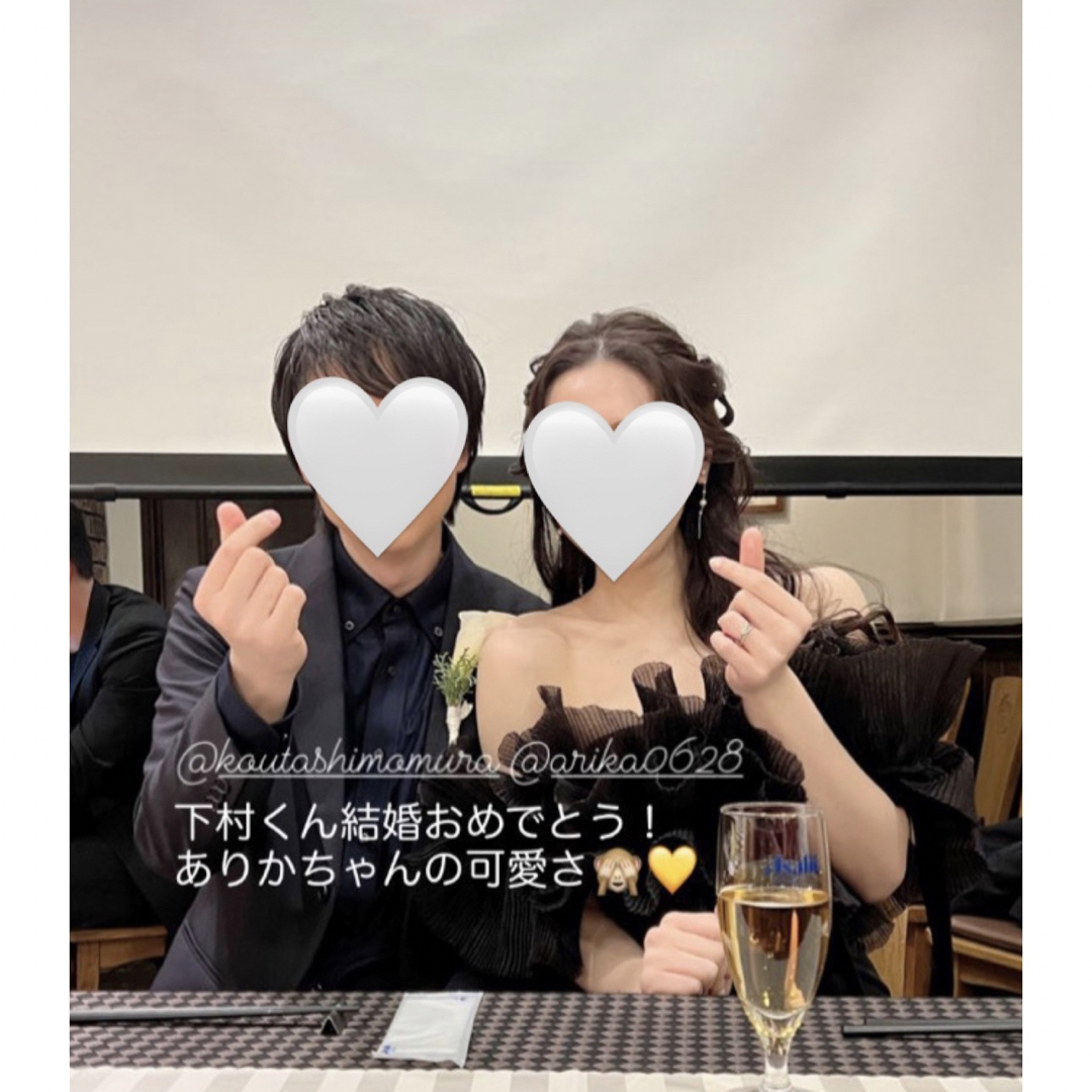 オフショルダーフリル黒ドレスブラック