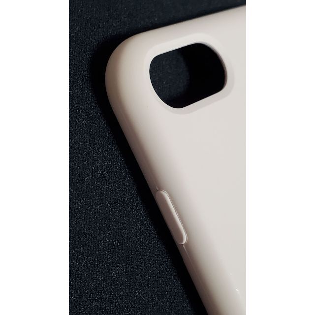 Apple(アップル)のぼぼ新品 iPhone8/7/SE2 純正シリコーンケース ピンク スマホ/家電/カメラのスマホアクセサリー(iPhoneケース)の商品写真