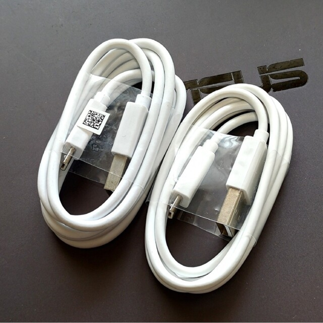 ASUS(エイスース)の☆ASUS 充電ケーブルMicro USB Type-B 1個 スマホ/家電/カメラのスマホアクセサリー(その他)の商品写真