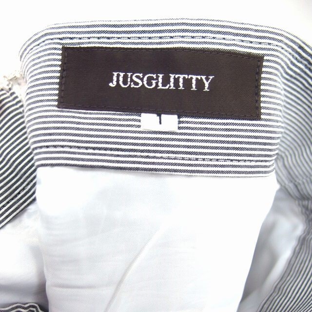 JUSGLITTY(ジャスグリッティー)のジャスグリッティー スカート フレア ミニ フェイクボタン ストライプ 1 レディースのスカート(ミニスカート)の商品写真
