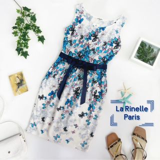 【新品】 La Rinelle PARIS バタフライ柄ワンピース(ひざ丈ワンピース)