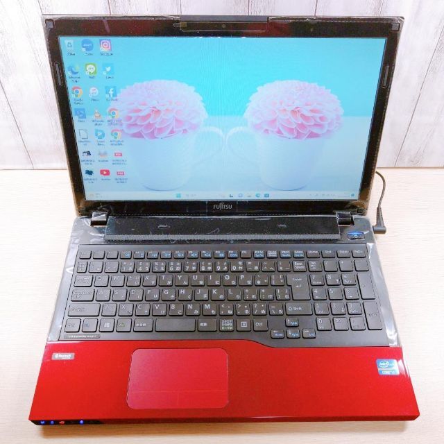 158✨Win11✨i3✨HDD320GB✨カメラ✨オフィス付きノートパソコン赤 1