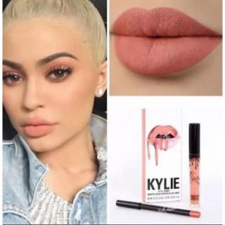 カイリー　Kylie Cosmetics Dirty Peach 正規品(口紅)