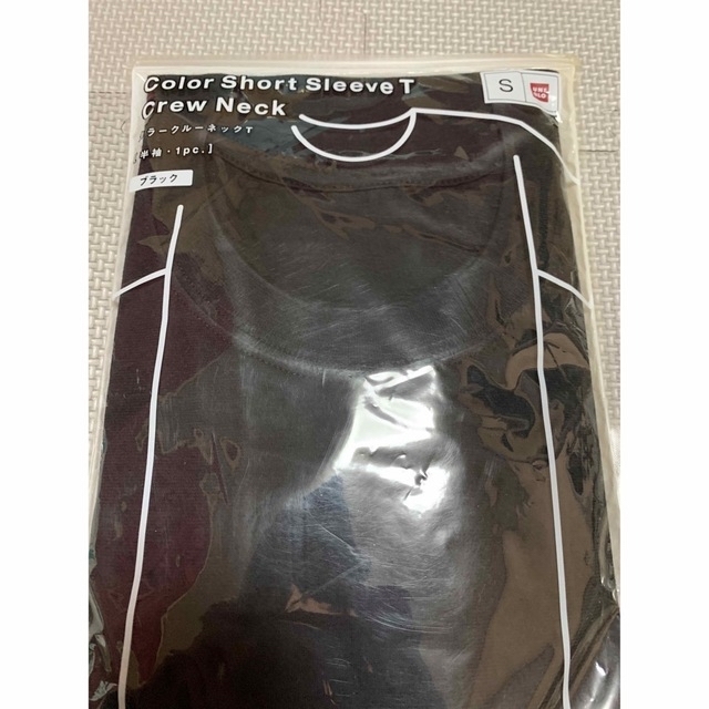 UNIQLO(ユニクロ)のUNIQLO ユニクロ　カラーショートスリーブTシャツ　S 黒　ブラック　未開封 メンズのトップス(Tシャツ/カットソー(半袖/袖なし))の商品写真