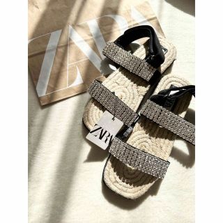 ザラ(ZARA)の匿名配送　新品　ZARA ビック　ビジュー　ラインストーン　スポーツサンダル(サンダル)