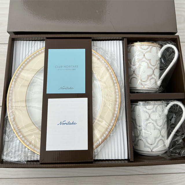 新品未使用です!!ノリタケ モーニングセット ペア