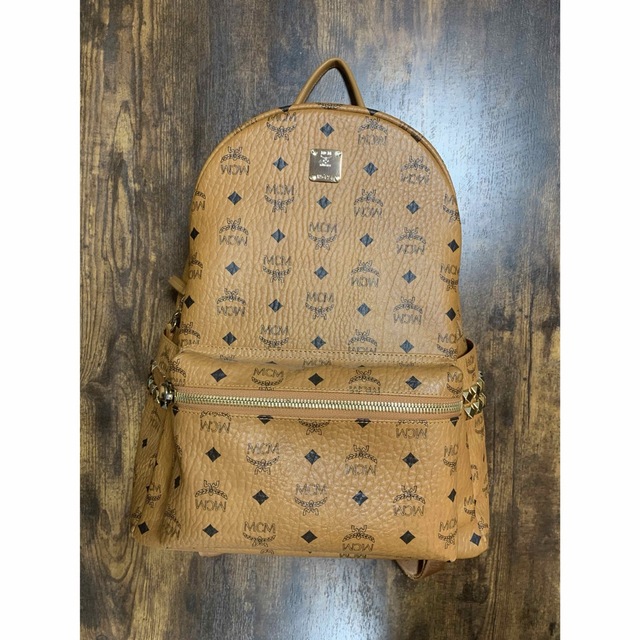 エムシーエム MCM リュック バックパック サイドスタッズ コニャック-