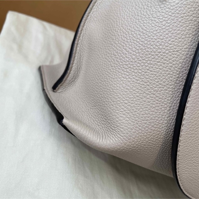 LOEWE(ロエベ)のももち様専用　極美品　LOEWE  ゲートトップハンドル　スモール　ライトオート レディースのバッグ(ハンドバッグ)の商品写真