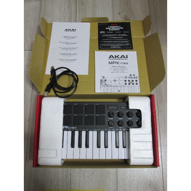 AKAI MPK mini MK3 楽器のDTM/DAW(MIDIコントローラー)の商品写真