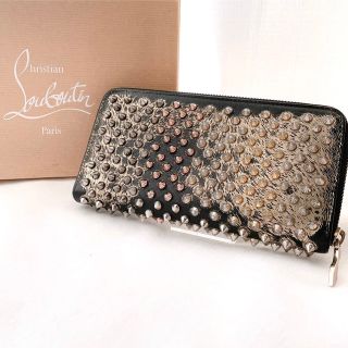 クリスチャンルブタン(Christian Louboutin)のクリスチャンルブタン　パネトーネ　スタッズ　ラウンドファスナー　長財布　美品(長財布)