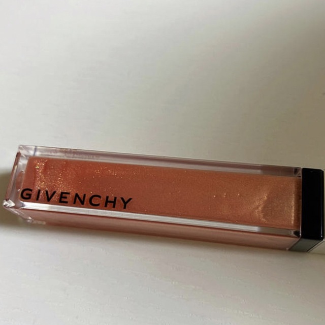 GIVENCHY(ジバンシィ)のジバンシィ　エレガントヌード コスメ/美容のベースメイク/化粧品(リップグロス)の商品写真