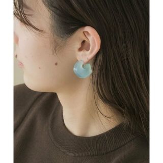 スメリー(SMELLY)の【L.BLU】カラージュシカーブピアス(ピアス)