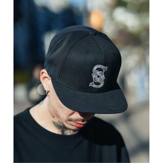 サブサエティ(Subciety)の【BLACK/WHITE】Subciety/(U)SNAPBACK CAP-CREST-(キャップ)