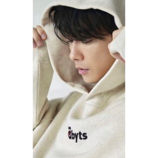 佐藤健　HOODIE