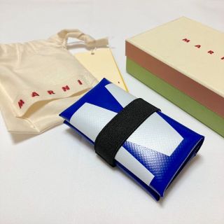 マルニ(Marni)の新品 22aw マルニ オリガミウォレット 財布 青 4701(折り財布)