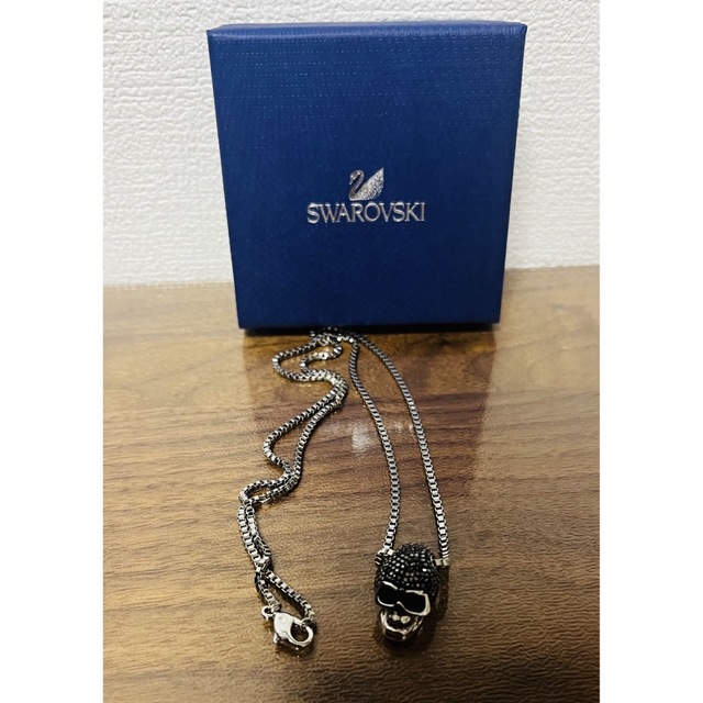 SWAROVSKI（スワロフスキー）メンズ　スカルペンダント