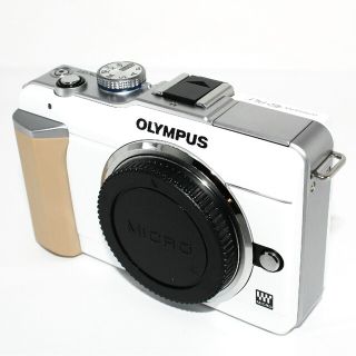 オリンパス(OLYMPUS)の☆完動美品☆オリンパス☆E-PL1 ホワイト ボディー(ミラーレス一眼)