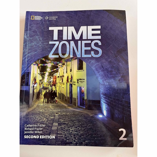 Time Zones 2 Student Book エンタメ/ホビーの本(洋書)の商品写真