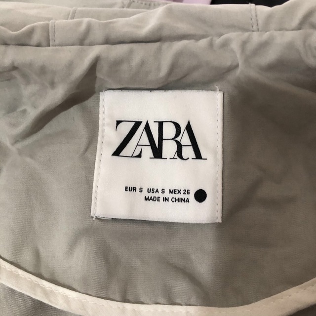 ZARA(ザラ)のZARA 撥水加工ジャケット レディースのジャケット/アウター(ナイロンジャケット)の商品写真