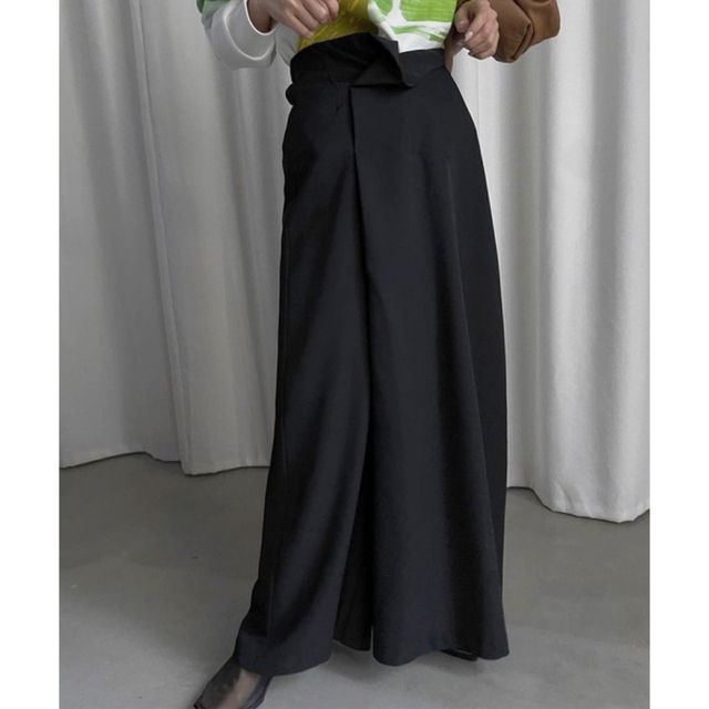 AMERI ORIGAMI FLARE WRAP PANTS