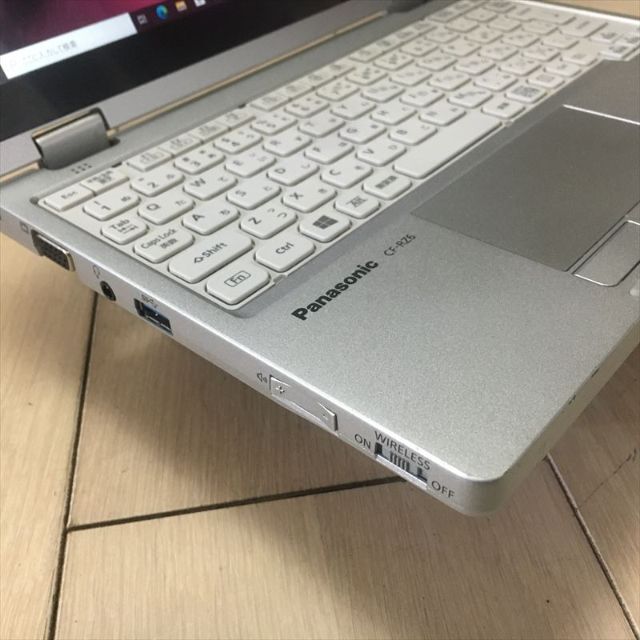 Panasonic(パナソニック)の1台限定特価 A-13) パナソニック CF-RZ6 Core i5-7Y57  スマホ/家電/カメラのPC/タブレット(ノートPC)の商品写真