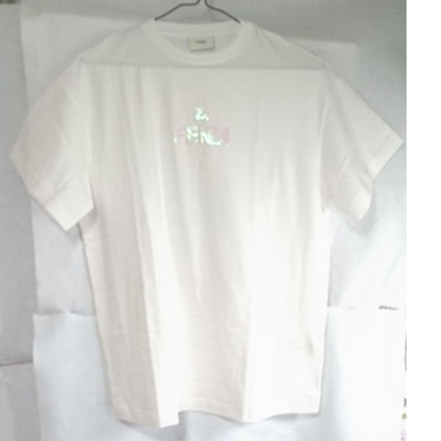 ○新品/正規品○ FENDI スパンコール&刺繍 ロゴ Tシャツ トップス ○新品/正規品○ FENDI スパンコール&刺繍 ロゴ Tシャツ トップス