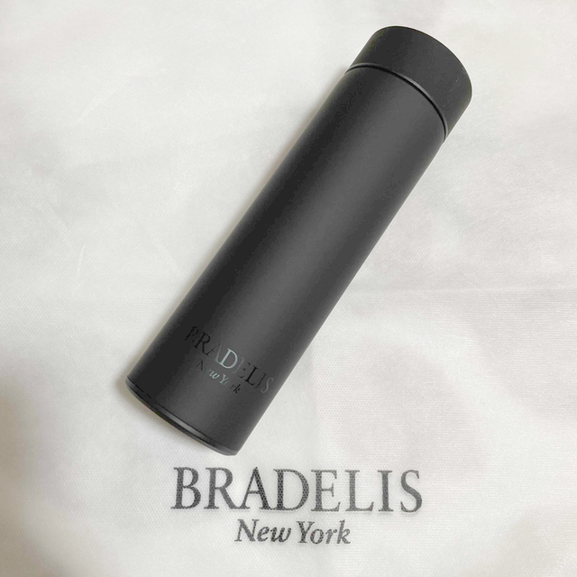 BRADELIS New York(ブラデリスニューヨーク)の【新品未使用】ブラデリス　オリジナルドリンクボトル　500ml  マットブラック インテリア/住まい/日用品のキッチン/食器(タンブラー)の商品写真