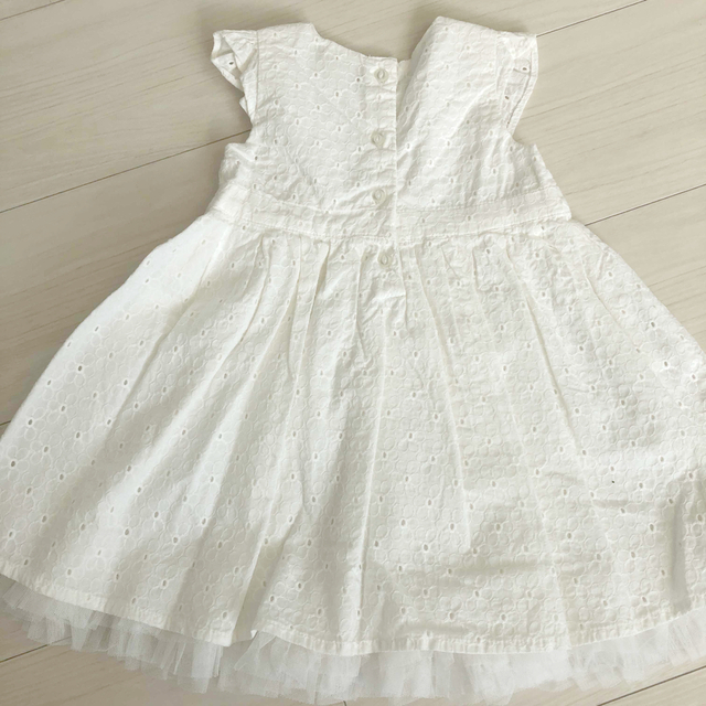 babyGAP(ベビーギャップ)の70cm新品ワンピース3点セット(訳あり) キッズ/ベビー/マタニティのベビー服(~85cm)(ワンピース)の商品写真