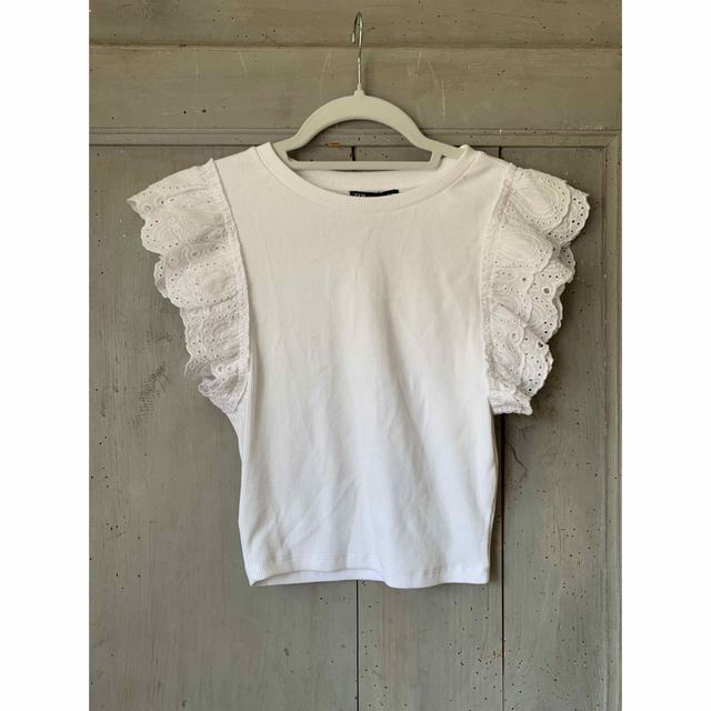 ZARA - 未使用タグ付き☆ ZARA トップス コットンレース ZARA - 未使用タグ付き☆ ZARA トップス コットンレース