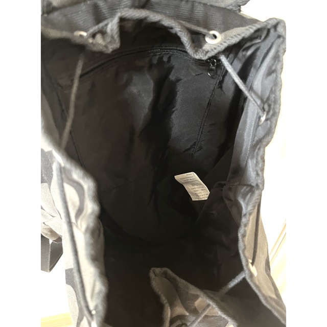 marimekko(マリメッコ)のmarimekko ドット柄　リュック　 レディースのバッグ(リュック/バックパック)の商品写真