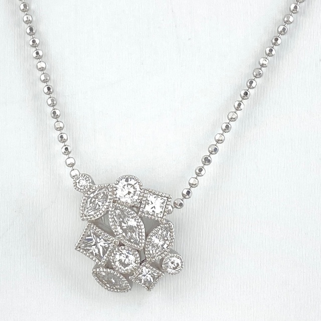 高価値セリー メレダイヤ デザインネックレス Pt900 【中古】 ネックレス 大人気 アクセサリー ネックレス レディース 韓国 ロング カメリア 黒薔薇