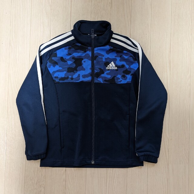 adidas(アディダス)のadidasジャージ 上下 キッズ キッズ/ベビー/マタニティのキッズ服男の子用(90cm~)(その他)の商品写真