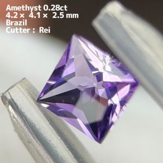 ヤフオクへ移動→特殊テーブルのアメジストペア 0.28ct/ 2pc