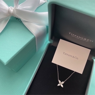 ネックレスTIFFANY ティファニー ビクトリア ネックレス 定価:1,072,500円