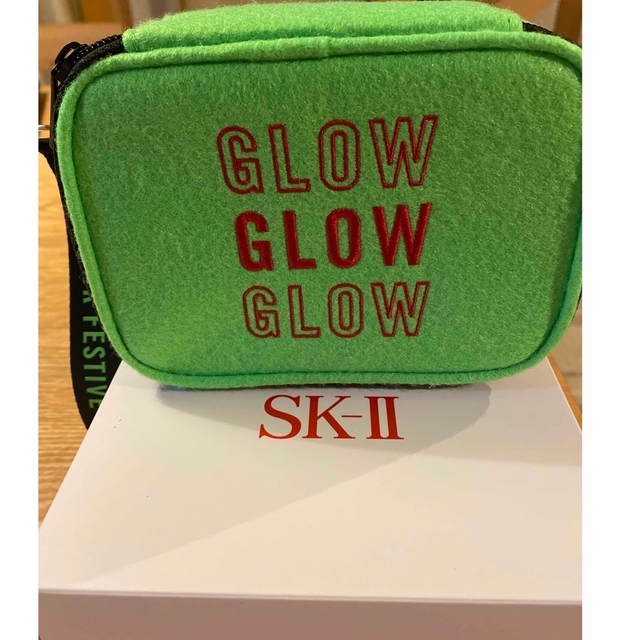 SK-II(エスケーツー)の2022 クリスマスコフレ 限定ポーチ レディースのファッション小物(ポーチ)の商品写真