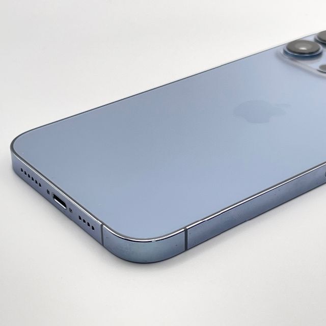 Apple(アップル)の中古品 iPhone 13 Pro Max 256GB 訳あり スマホ/家電/カメラのスマートフォン/携帯電話(スマートフォン本体)の商品写真