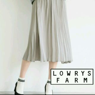 ローリーズファーム(LOWRYS FARM)の【新品】LOWRYS FARM プリーツスカート(ロングスカート)