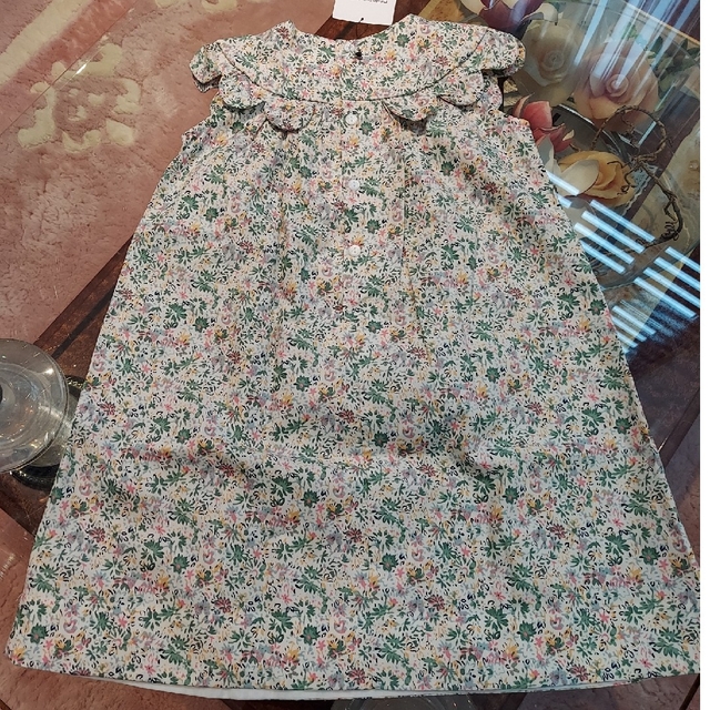 BeBe(ベベ)の新品　べべのワンピース120 キッズ/ベビー/マタニティのキッズ服女の子用(90cm~)(ワンピース)の商品写真