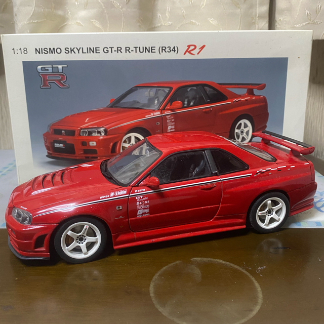 オートアート 1/18 スカイラインgtr r34 r tuneニスモ 訳あり