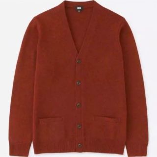 ユニクロ(UNIQLO)の新品 ユニクロ　メンズ　ラムVネックカーディガン（長袖）ダークオレンジ(カーディガン)