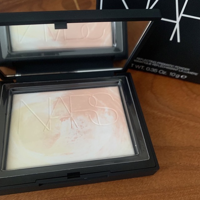 【未開封】NARS ライトリフレクティング プリズマティックパウダー