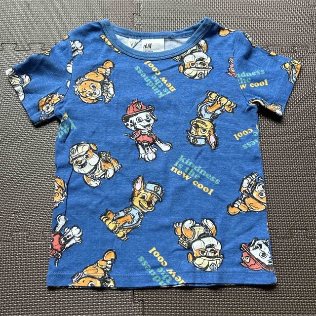 H&M(エイチアンドエム)の2枚 セット【H&M エイチアンドエム】パウパトロール Tシャツ 半袖 110 キッズ/ベビー/マタニティのキッズ服男の子用(90cm~)(Tシャツ/カットソー)の商品写真