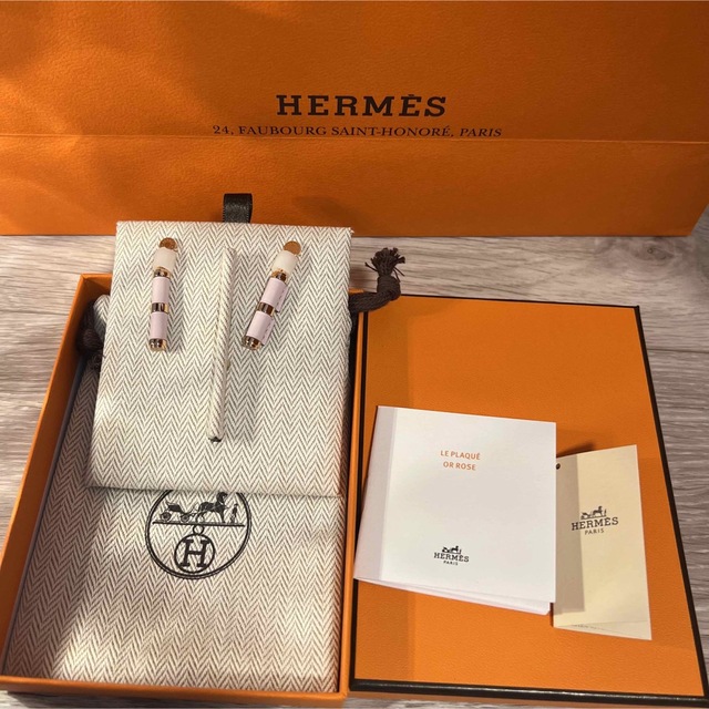 Hermes(エルメス)の【新品未使用】エルメス　シャルニエール　ピアス　ピンクゴールド×モーヴ レディースのアクセサリー(ピアス)の商品写真