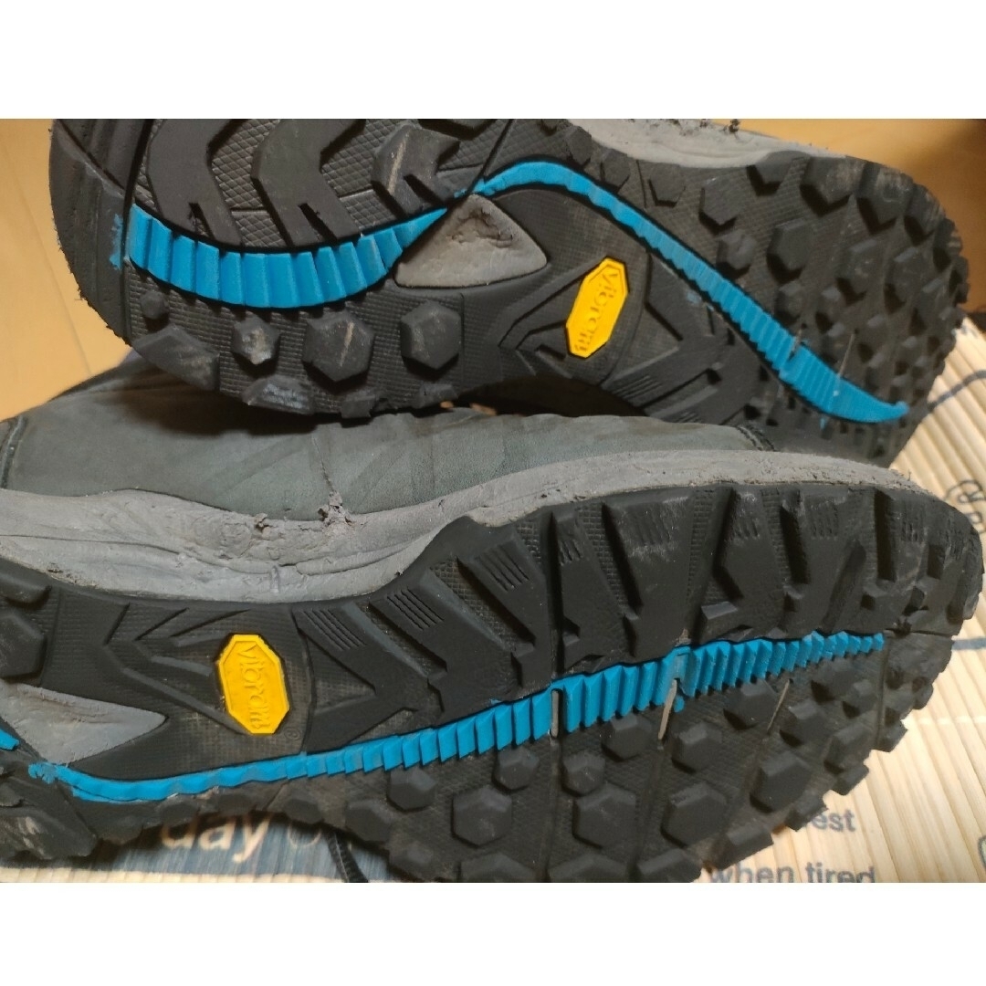 Mammut(マムート)のマムートヌバック  登山靴 Vibramソール MERCURY MID GTX エンタメ/ホビーのミリタリー(個人装備)の商品写真