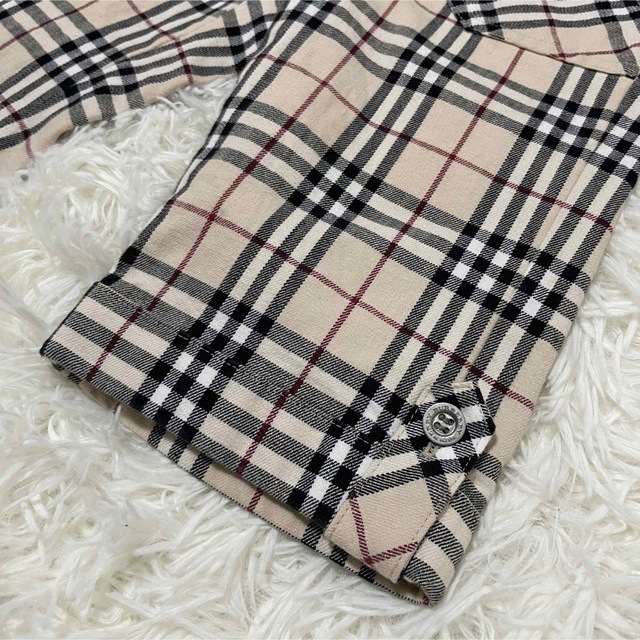 BURBERRY(バーバリー)のBURBERRY LONDON バーバリー キッズ 100cmハーフパンツ キッズ/ベビー/マタニティのキッズ服男の子用(90cm~)(パンツ/スパッツ)の商品写真