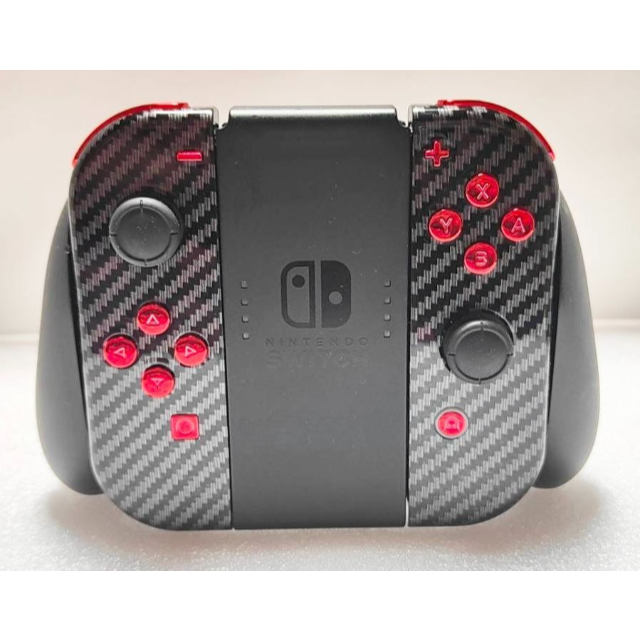 任天堂switch　カスタムジョイコン　カーボン柄本体赤メッキボタン仕様