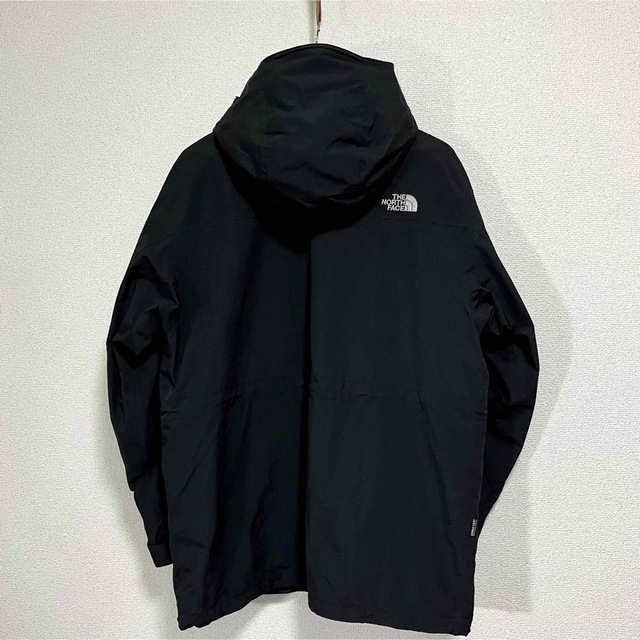 THE NORTH FACE(ザノースフェイス)の美品人気 ノースフェイス ゴアテックス マウンテンパーカー メンズM ブラック メンズのジャケット/アウター(マウンテンパーカー)の商品写真